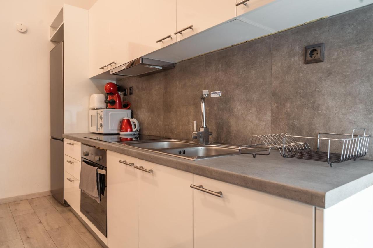 Apartment Urban Serenity Gem In Kallithea Neighbourhood!