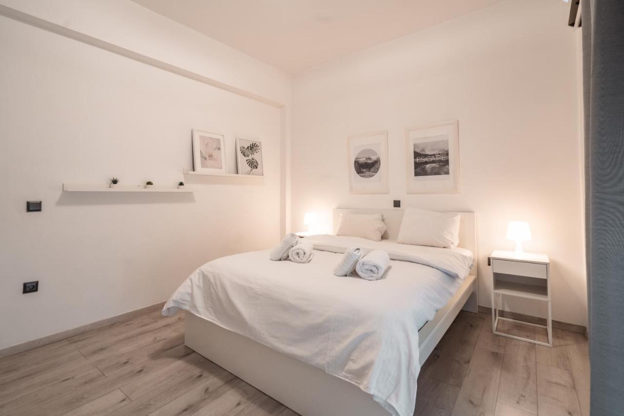 Urban Serenity Gem In Kallithea Neighbourhood! *