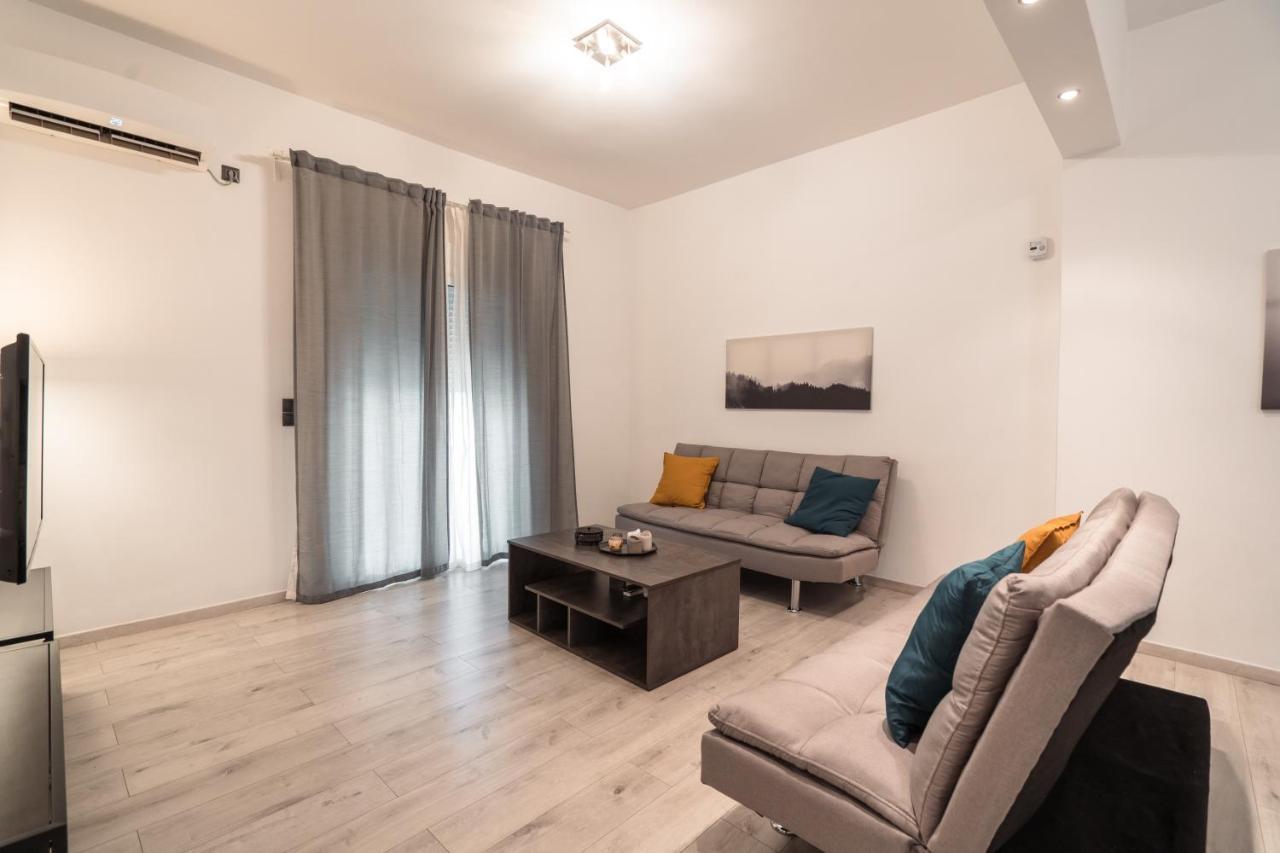 Urban Serenity Gem In Kallithea Neighbourhood! Apartment