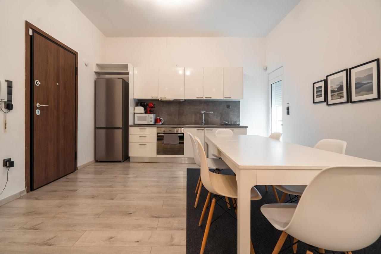 Daire Urban Serenity Gem In Kallithea Neighbourhood! *